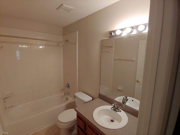 5th image of 4627 Sunbeam Station Ct