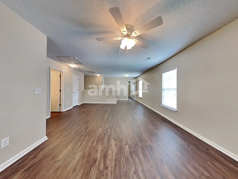 5117 Torrey Ln — Photo 9