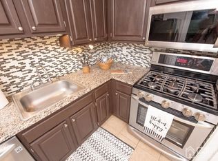 105 Brookview Cir, Jamesburg, NJ 08831