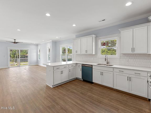 3rd image of 314 Spartanburg Avenue #2