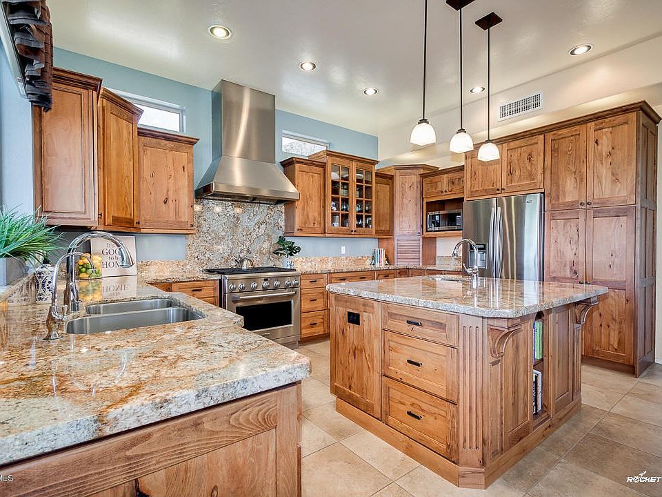 Gourmet Kitchen