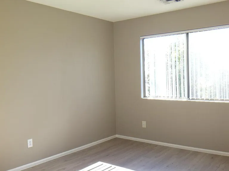 12525 W Reade Ave — Photo 25