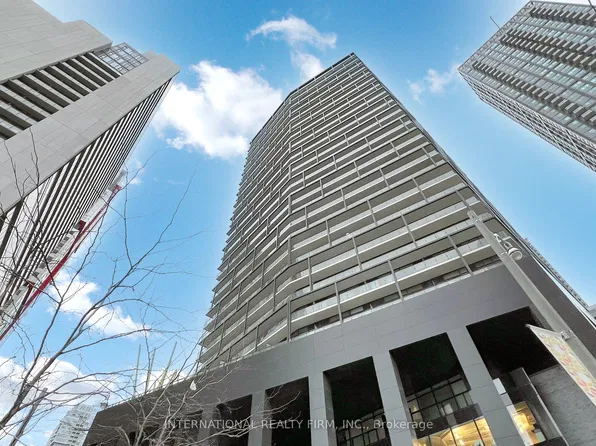 125 Peter St, Toronto, ON