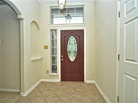 3rd image of 1020 Cashew Ln