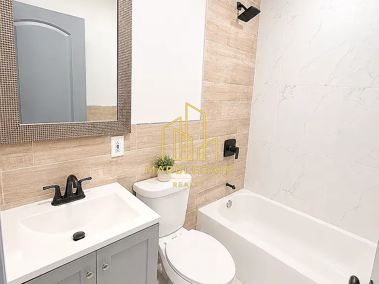 655 S 11th St #22 — Photo 19