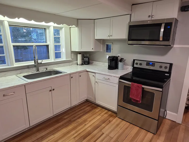 50 Oak Rd — Photo 13