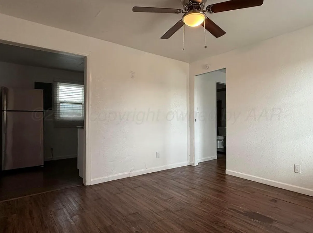 314 N Hedgecoke St — Photo 2