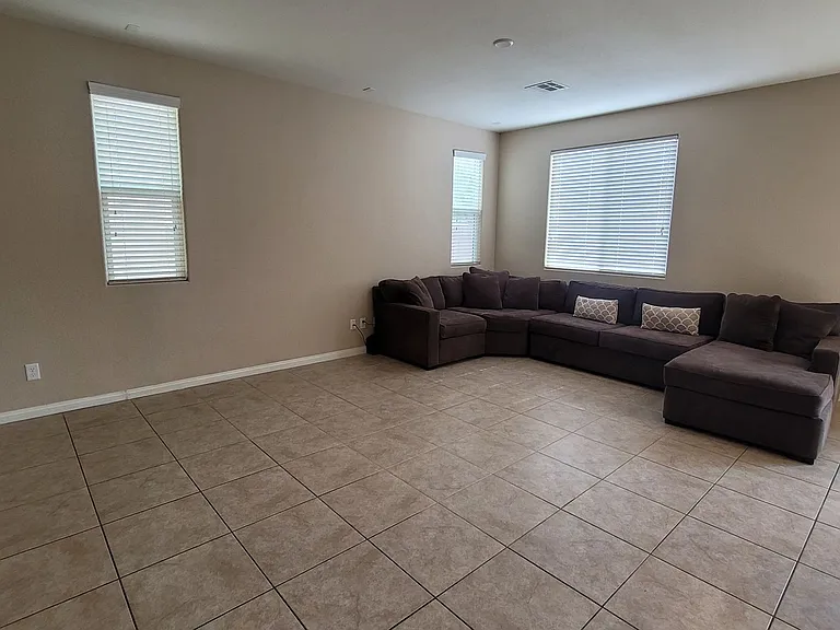 5623 Bishop Flowers St — Photo 10