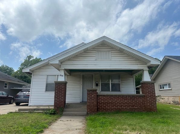 806 N Kickapoo Ave