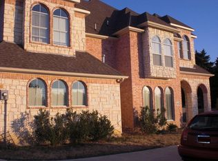 406 N Greenstone Ln, Duncanville, TX 75116