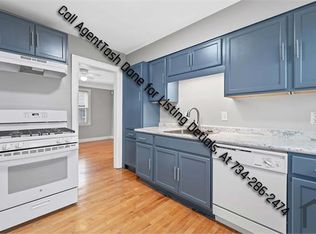 1524 Cicotte Ave, Lincoln Park, MI 48146