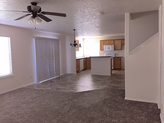 4th image of 3712 E Sandyford Ave