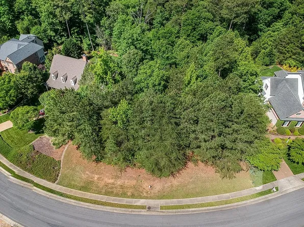 3232 Oak Branch Ln, Toano, VA 23168