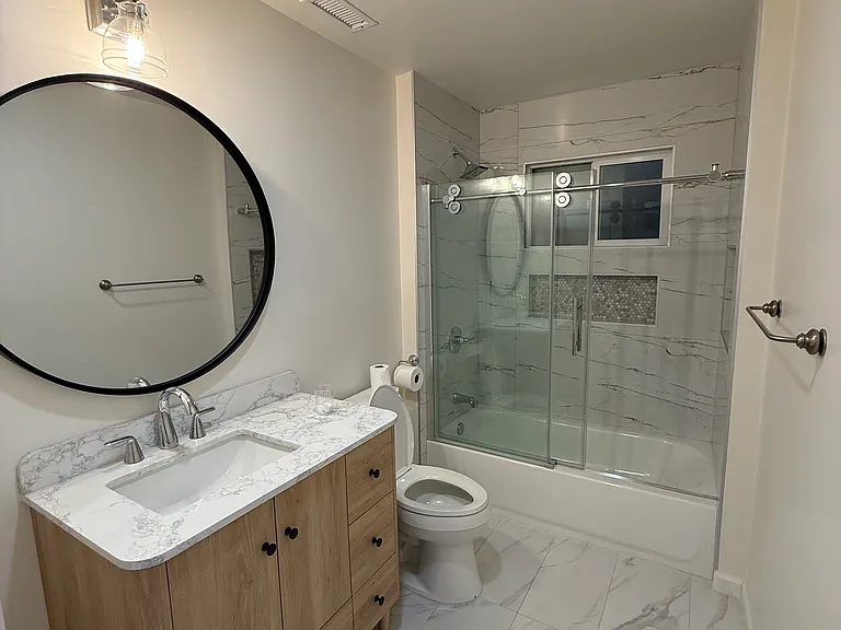 4922 Santa Ana St #A — Photo 4