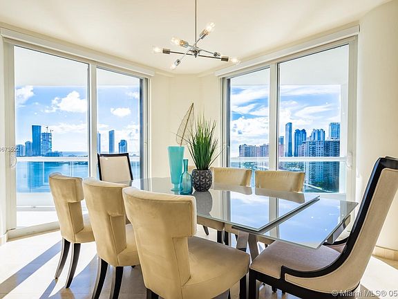 3rd image of 2600 Island Blvd APT 1703