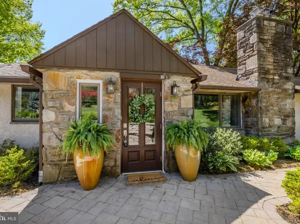 3542 Darby Rd, Haverford, PA 19041