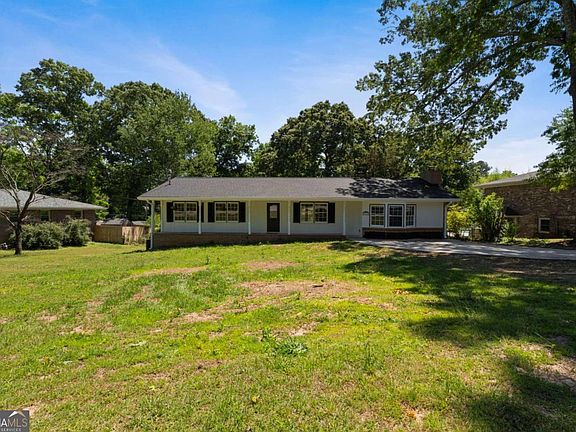 3rd image of 865 Old Tucker Rd