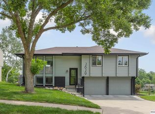 2629 N 129th Cir, Omaha, NE 68164