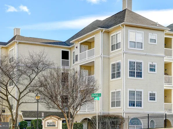 4560 Strutfield Ln APT 1102, Alexandria, VA 22311