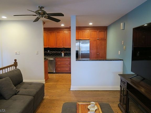 3rd image of 725 Joralemon St Unit 248