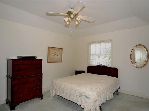 5th image of 1809 Enterprise Ave
