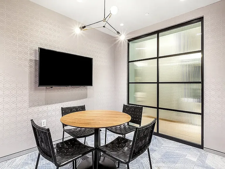 70 W 37th St #1112A — Photo 15