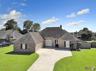 36399 Stanton Hall Ave, Denham Springs, LA 70706