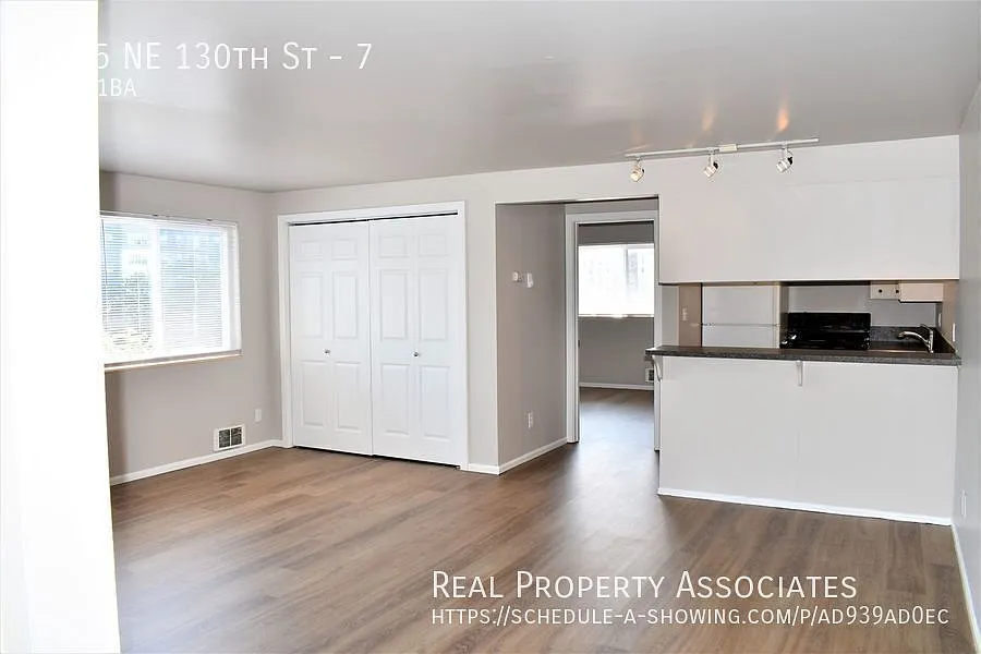 Apartment In Lake City * $500 Off 1st Full Months Rent — Photo 2