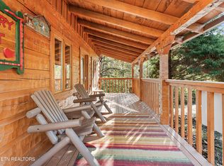 1083 Bryan View Rd, Sevierville, TN 37862