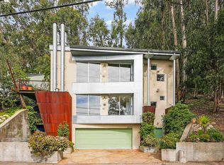 1828 Arrowhead Dr, Oakland, CA 94611