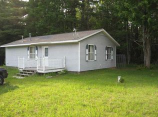 1135 N Roscommon Rd, Roscommon, MI 48653