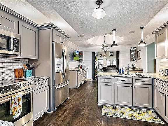 New kitchen 