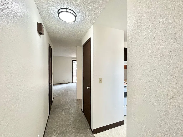 15865-15869 SW Misty Ct — Photo 4