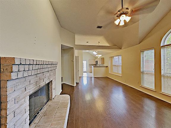 2nd image of 7101 Charleston Dr