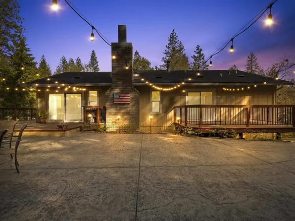 23050 Middle Camp Rd, Twain Harte, CA 95383