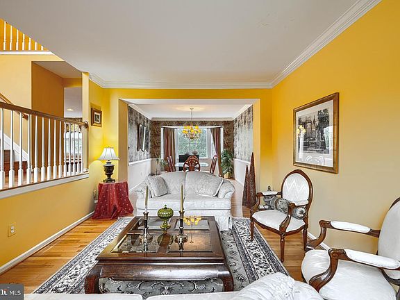 4th image of 2713 Millers Way Dr