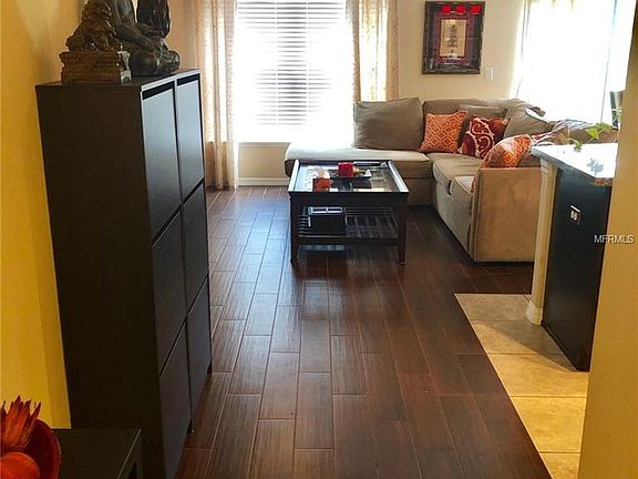 3rd image of 5340 Windsor Lake Cir