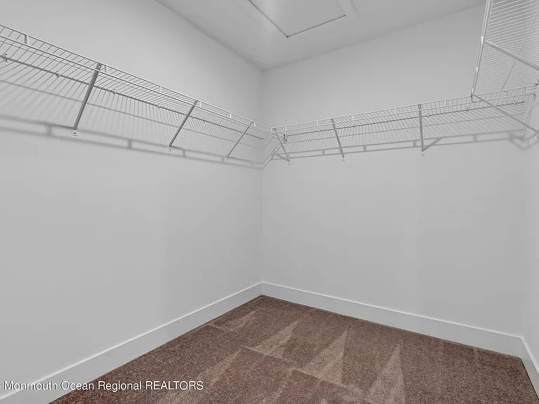 110 Woolley Ct — Photo 23