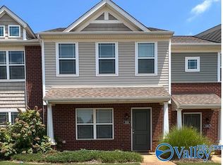 332 Falling Water Ln SW, Madison, AL 35756