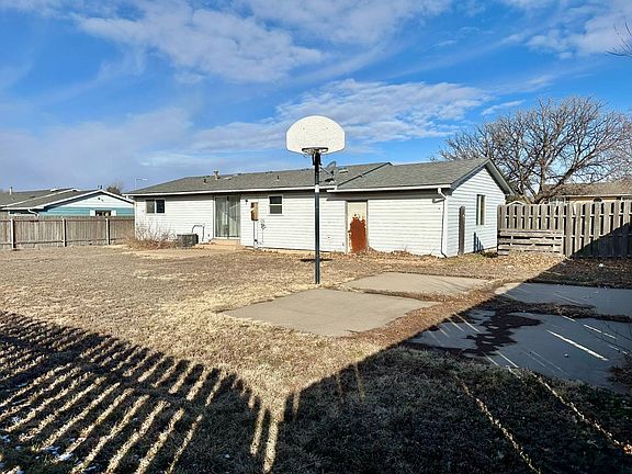 3rd image of 1012 Court Ter