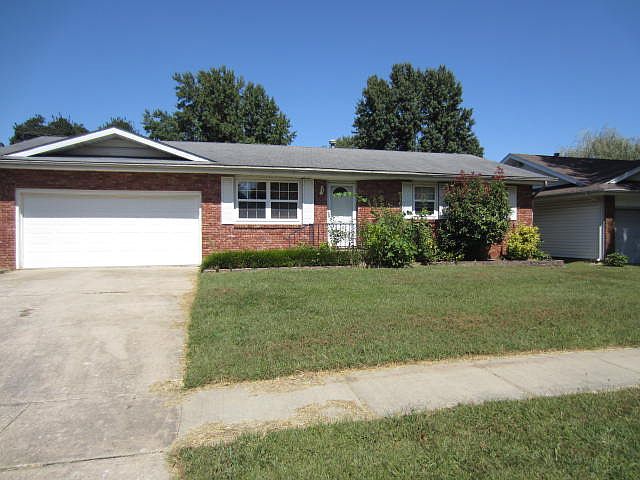 FRONT OF HOUSE_10302017