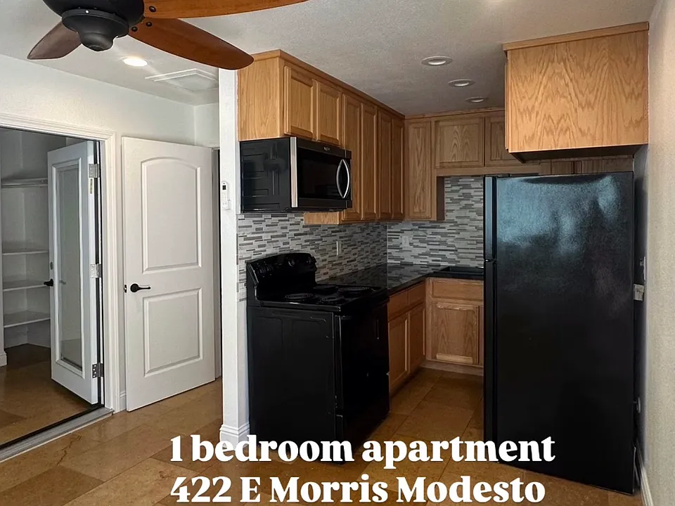 422 E Morris Ave #1