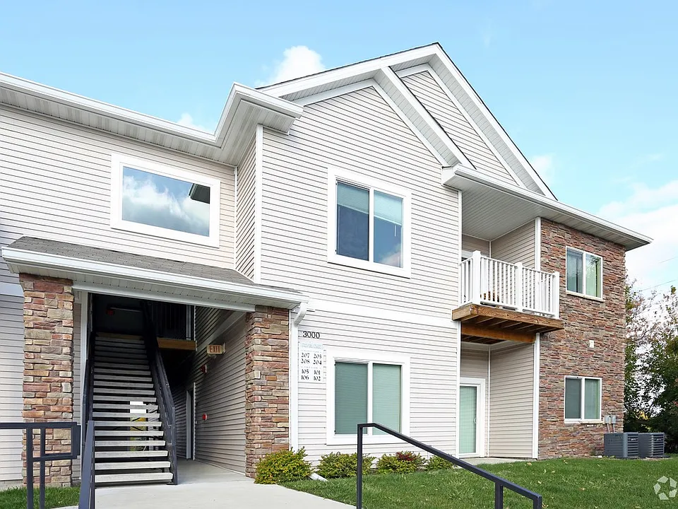 Silver Oak Condos