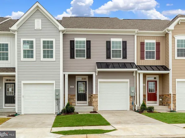 128 Copeley Cir, Winchester, VA 22602