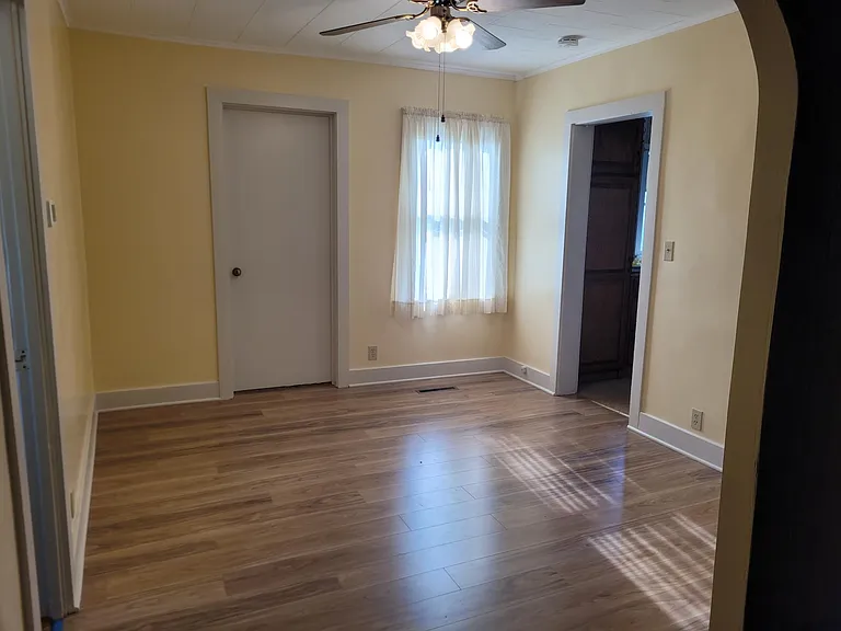 5801 N Kerby Rd — Photo 7