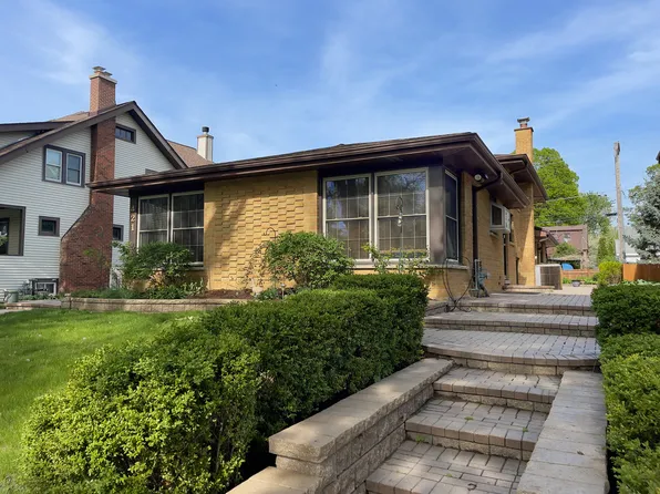 421 N Elm St, Itasca, IL 60143