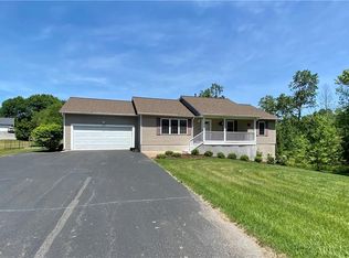 2327 Vandy Dr, Palmyra, NY 14522