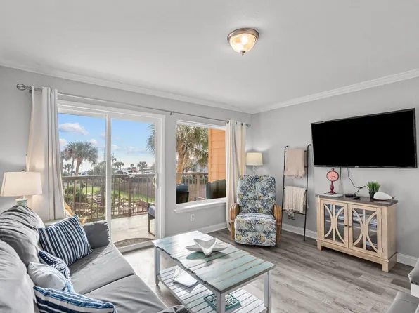 9520 Seawall Blvd APT 205, Galveston, TX 77554