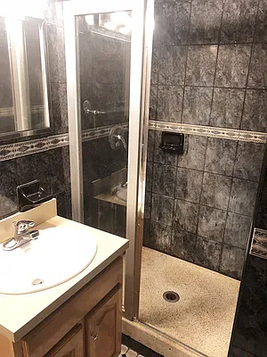 Rented by Kinyu Realty | media 6