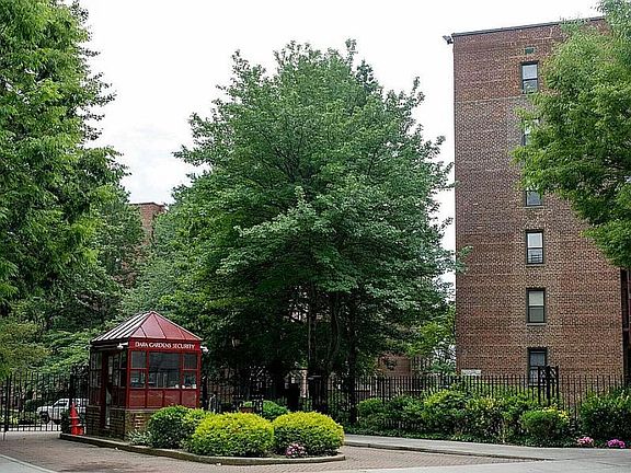 2nd image of 150-20 71st Ave APT 6H